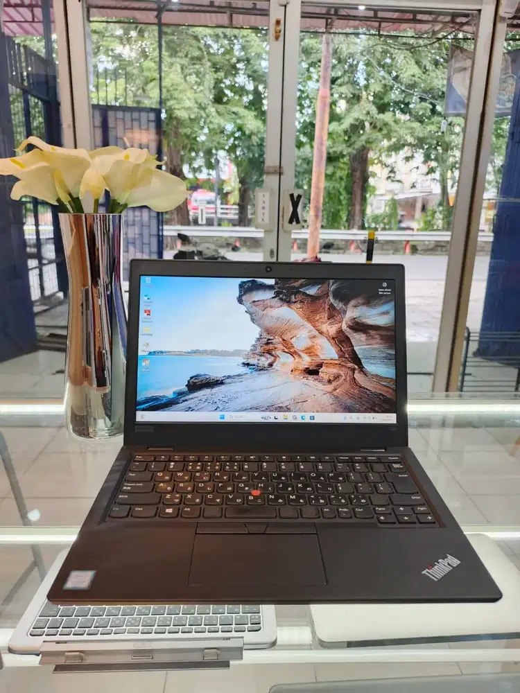 Thinkpad L390 ex Display Core i5 Win Original