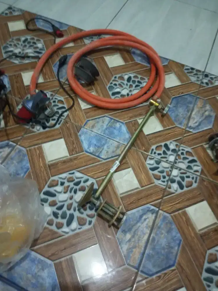 KOMPOR SEMBUR DAN REGULATOR