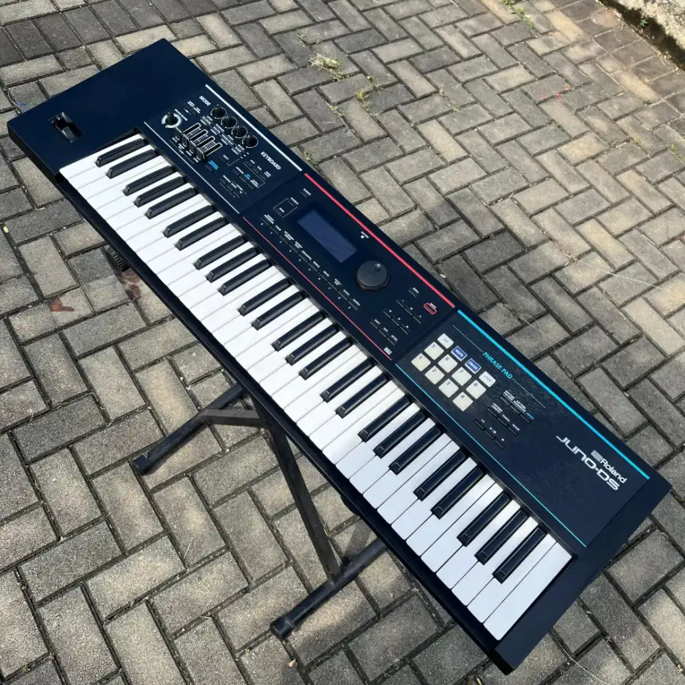 Keyboard Roland Juno DS
