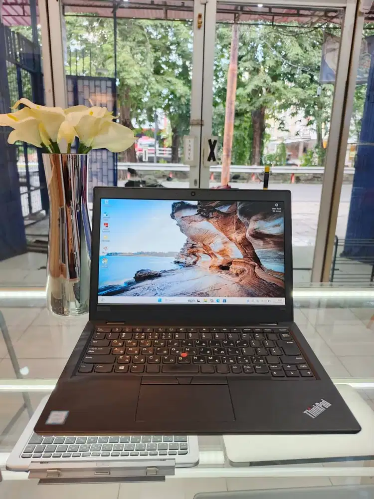 Thinkpad L390 ex Display Core i5 Win Original