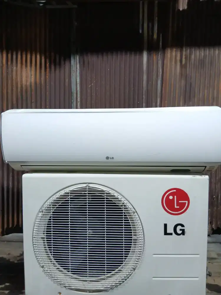 DIJUAL AC BEKAS 1/2 PK GRATIS PASANG