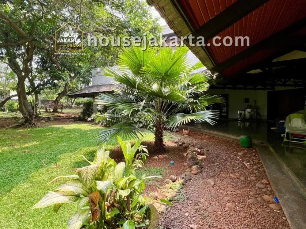 Rumah Bukit Golf Pondok Indah Super Luas  Elite & Eksklusif
