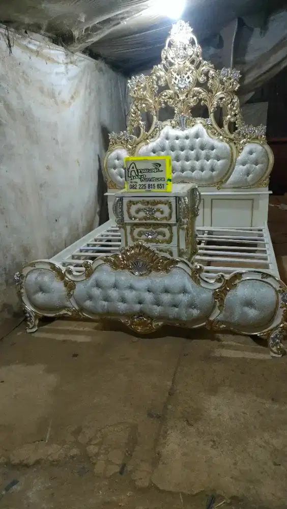 Tempat tidur dipan set nakas full kayu jati