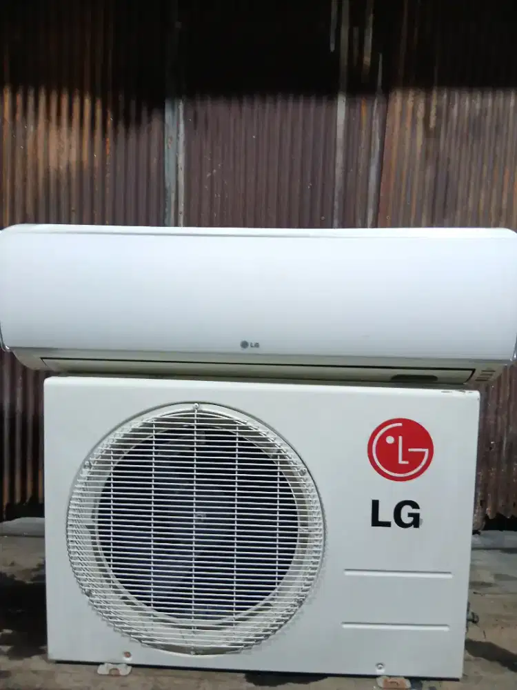 JUAL AC 1/2 PK BEKAS BERGARANSI