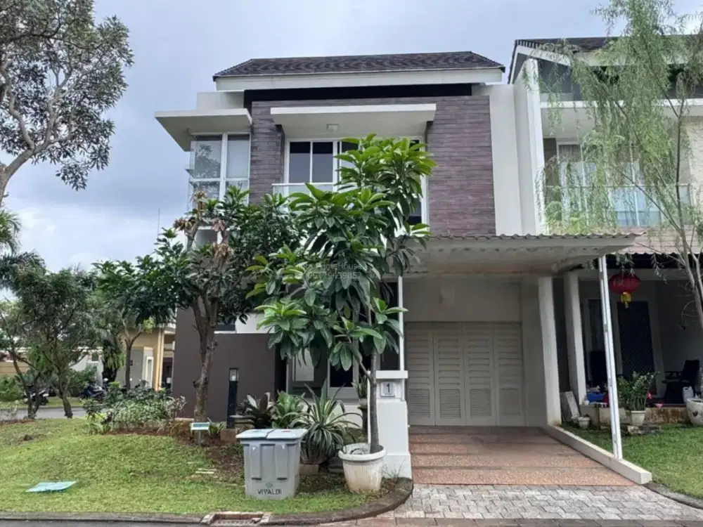 Dijual/Disewa Rumah Hook 2 Lantai Gading Serpong, Lokasi Strategis