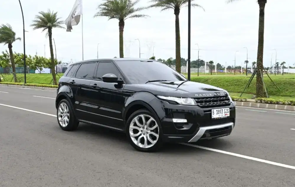 (Tdp10jtan) Range Rover Evoque Dynamic Luxury 2015 Hitam