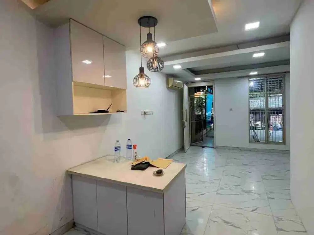 Disewakan Rumah Taman Surya