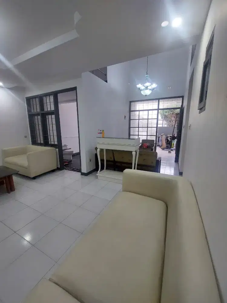 JUAL BU RUMAH DI CLUSTER ELITE TAMAN MUTIARA KOTA  CIMAHI