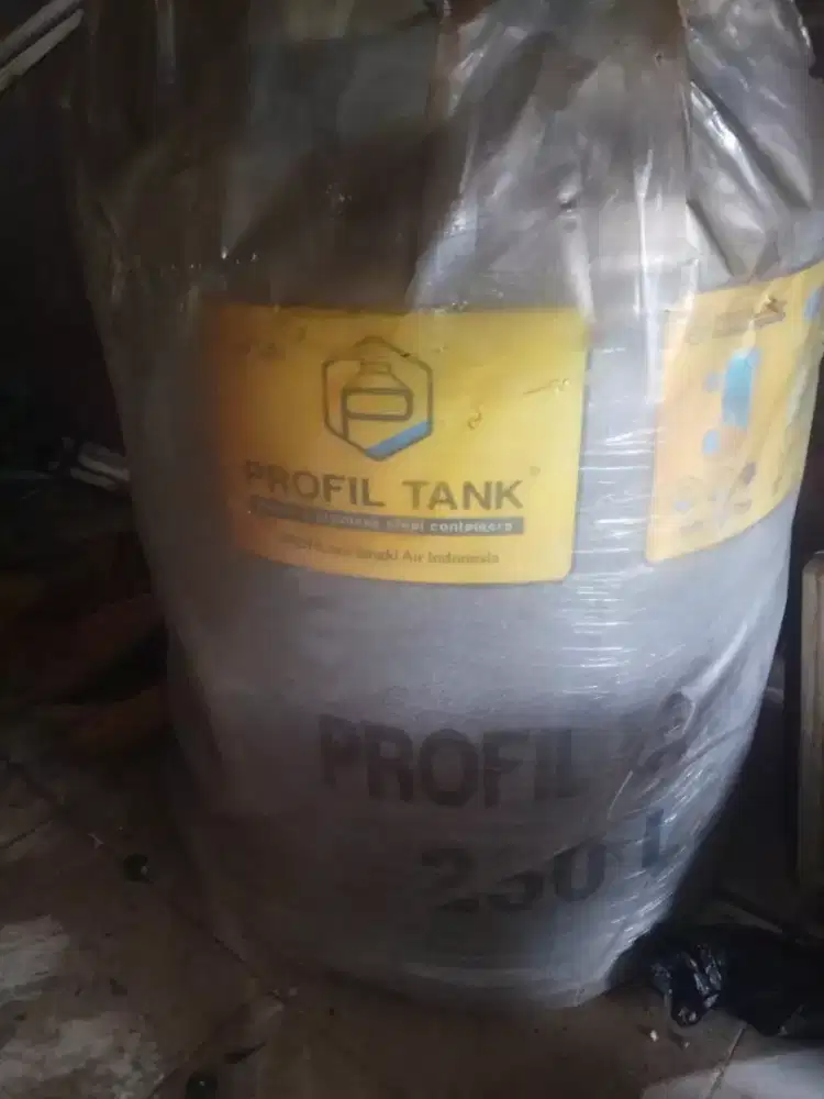 Tangki air Tandon rumah