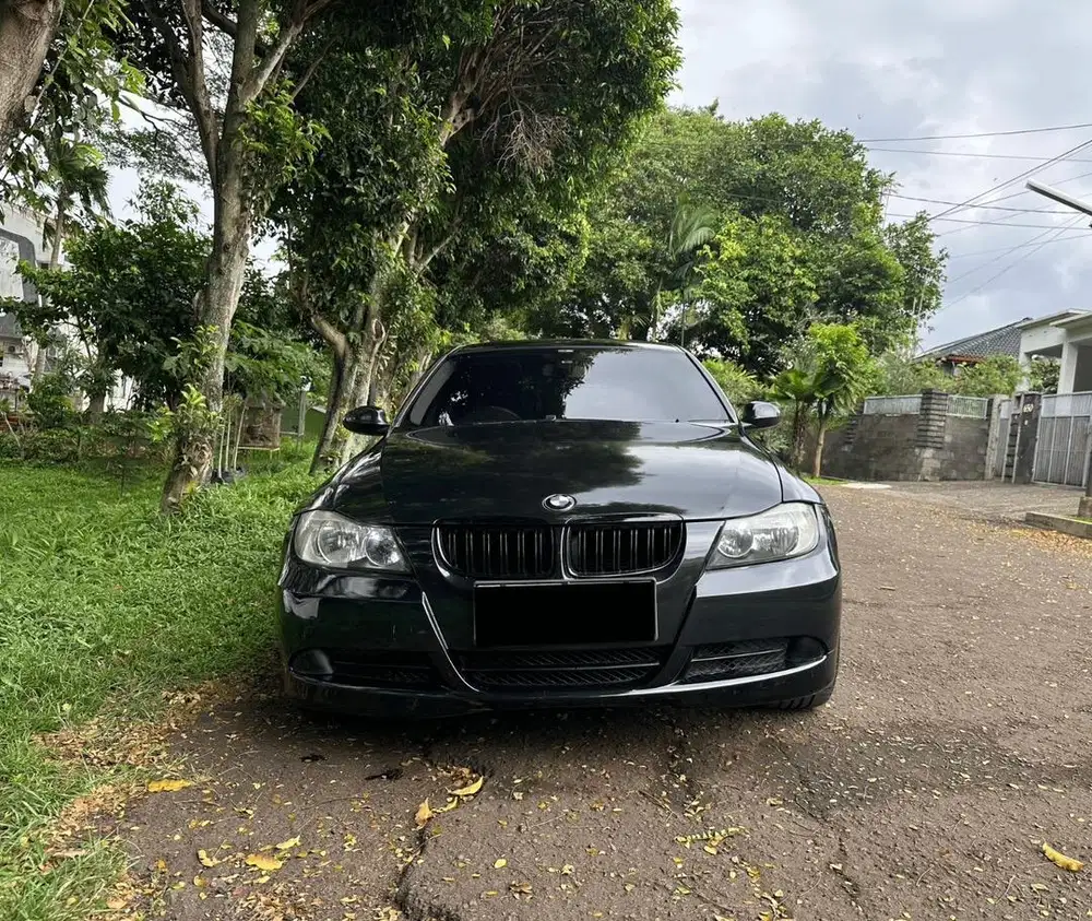 BMW 320i E90 2005