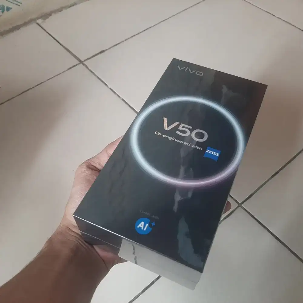 0Vivo V50 5G (8/256) Red Harmony New Segel
