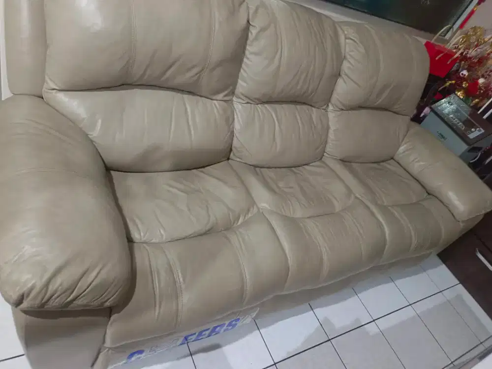 Dijual sofa cheers
