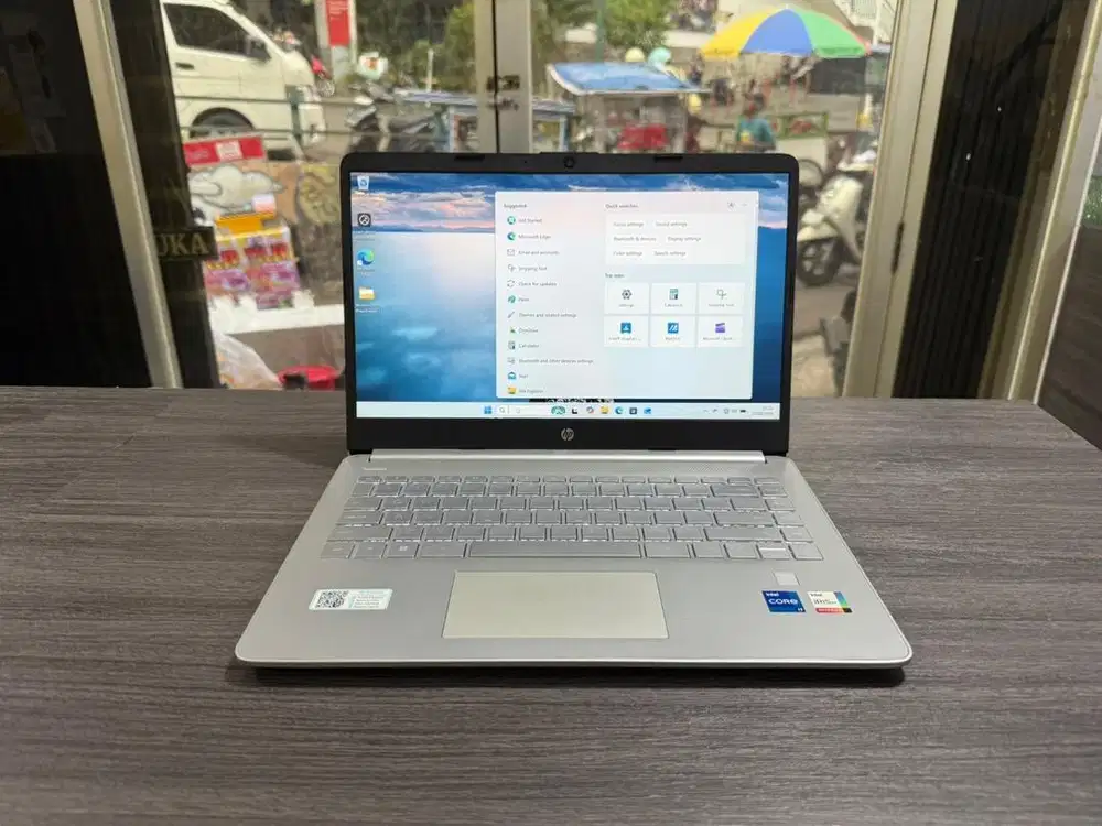 Laptop Hp 14s dq5155tu core i7 1255u 8/512gb mulus like new garansi