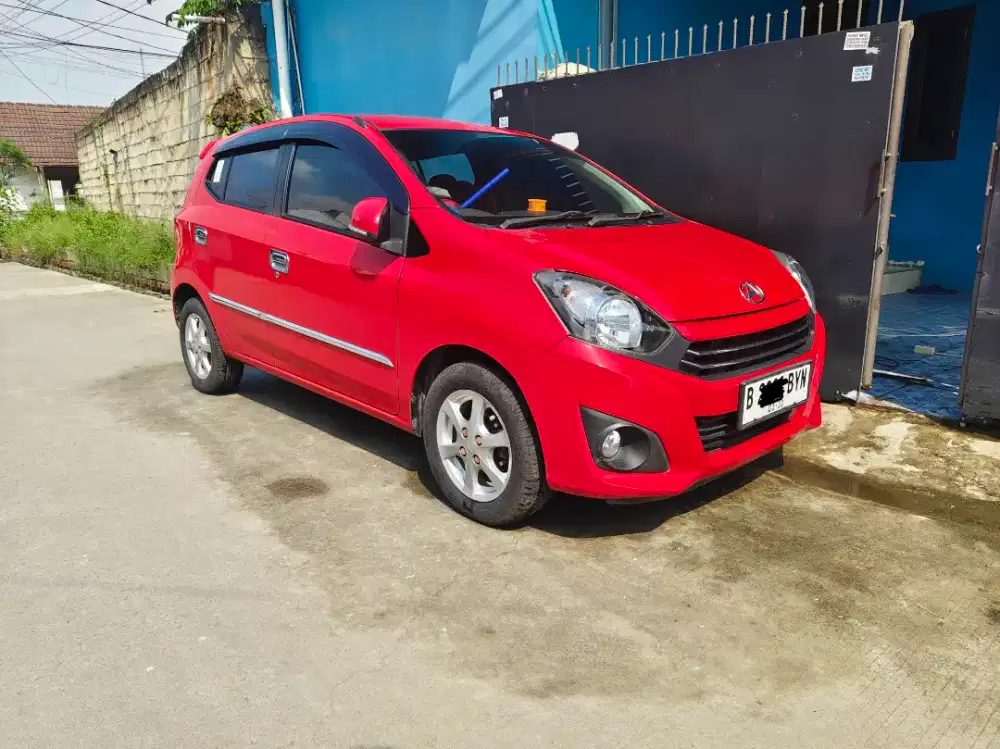 JUAL DAIHATSU AYLA 1.0 X MANUAL TAHUN 2019 MERAH