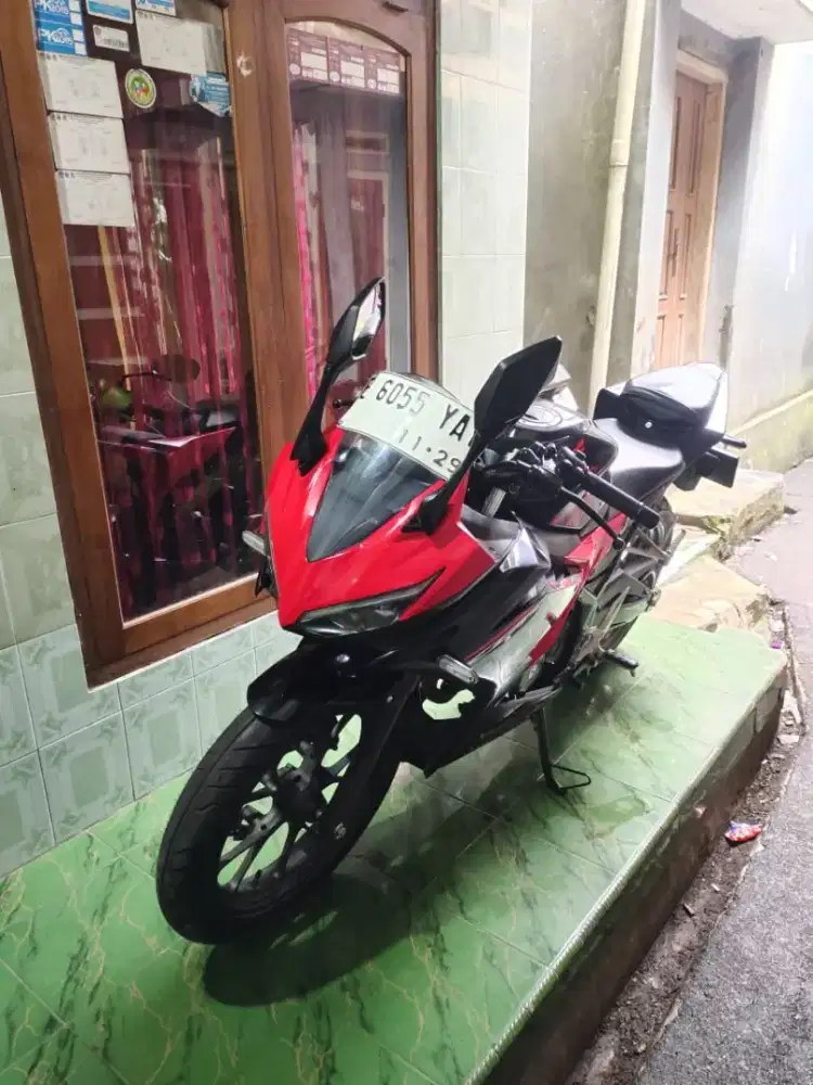 CBR 150 th 2020 E kuningan