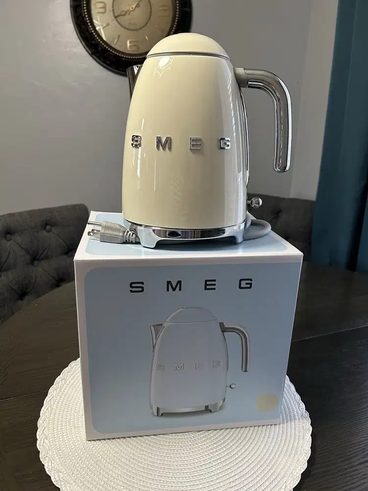 Smeg kettle 2 jt ,