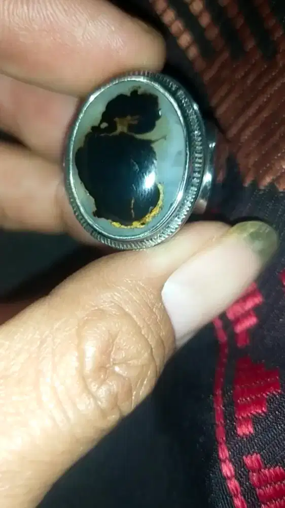 Batu akik Yaman dendrit pamor semar