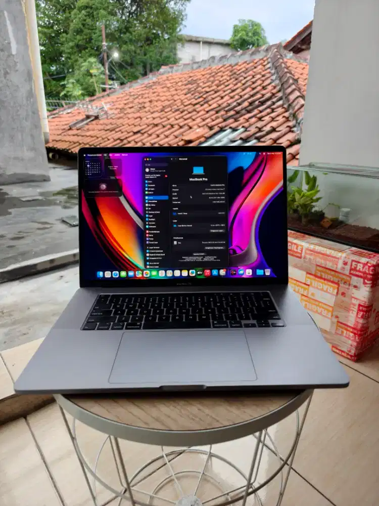 Macbook pro 2019 16 inch i7 16/512gb