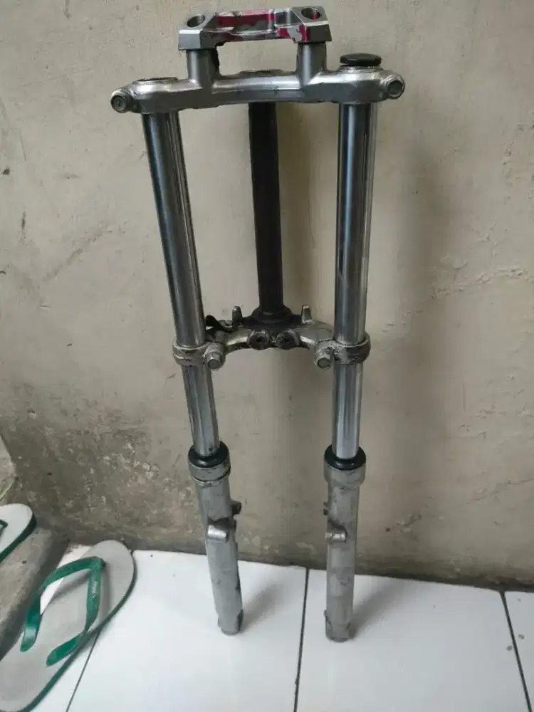 Shockbleker Skok depan RX King