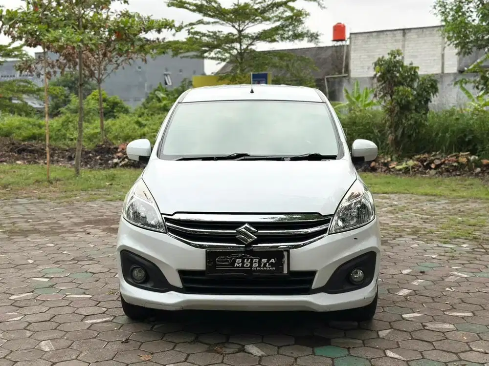 SUZUKI ERTIGA 2017 Manual Putih