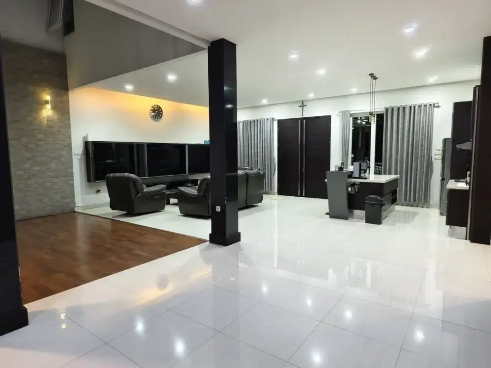 Dijual Rumah Siap Huni Nyaman Terawat Minimalis Lokasi Strategis di Taman Kopo Indah 2 Bandung