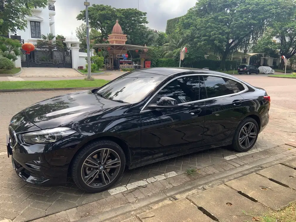 BMW 218i 2023 Bensin