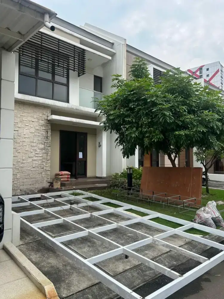 Rumah bagus dekat mall di Burgundy Summarecon Bekasi
