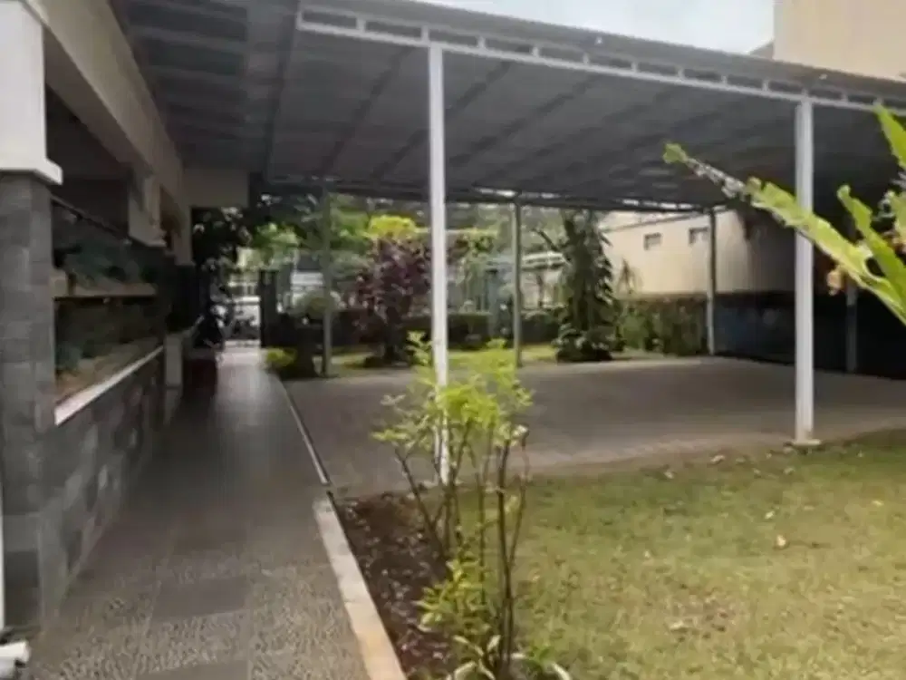 Ruang Usaha Luas Strategis di Antapani Bandung