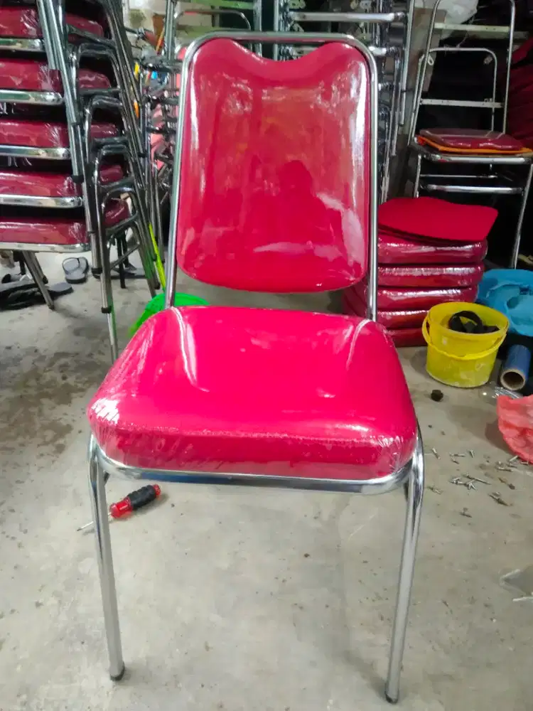 Jual beli segala jenis barang bekas