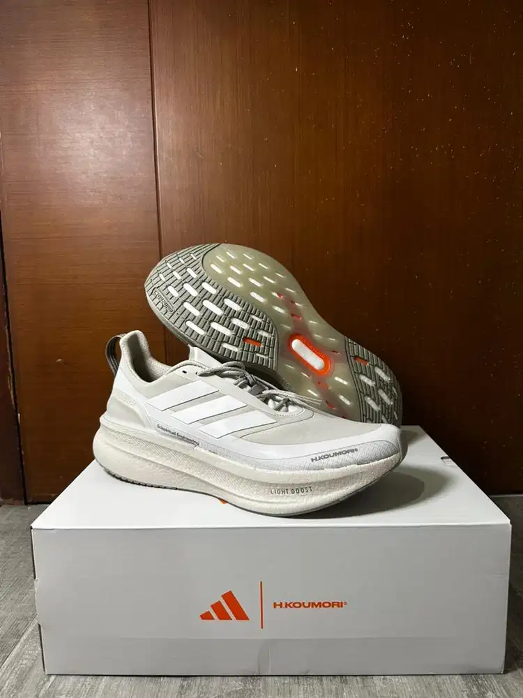 Salah Size, Ultraboost 5 H. Koumori 44 BNIB Original