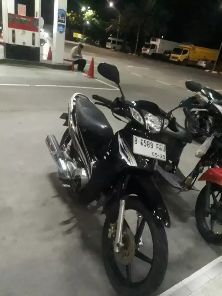 Honda karisma x 2004