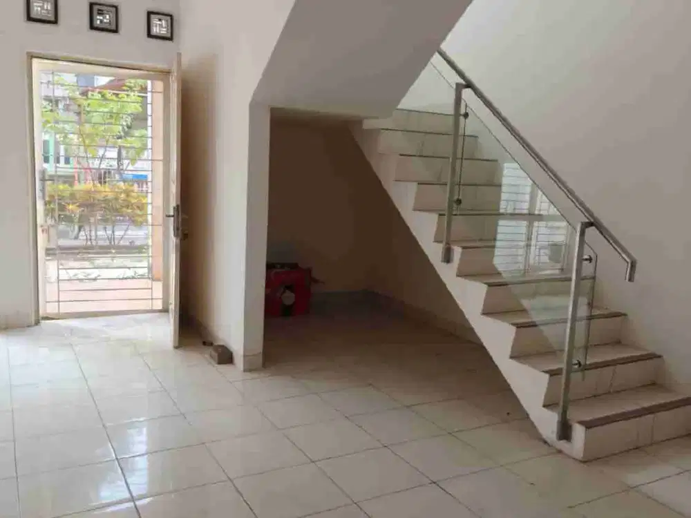 Rumah Siap Huni di Jakarta Barat – Lokasi Strategis & Bebas Banjir!