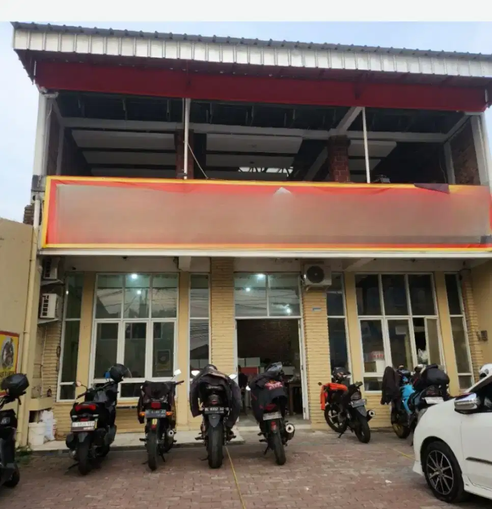 Disewakan Ruko 230jt / Jual 6.35 M di Jalan Jatiwaringin Bekasi