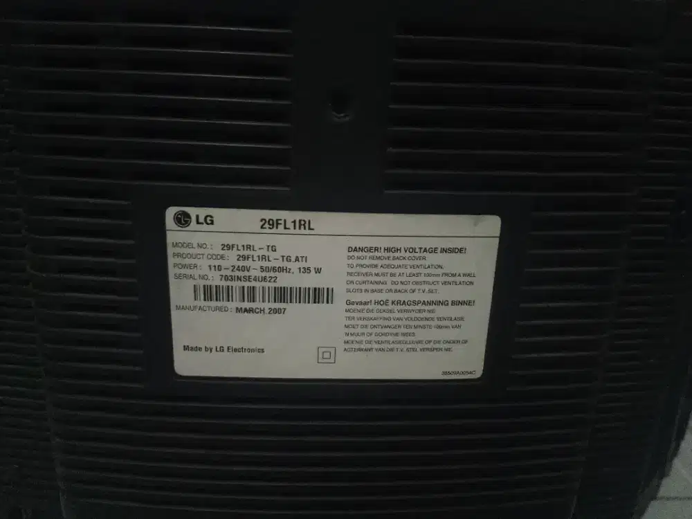 Televisi tabung 29 inch