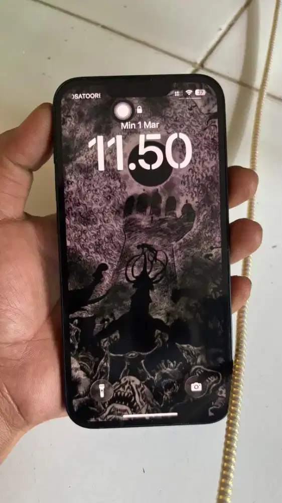 iPhone 13 basic 128gb ibox