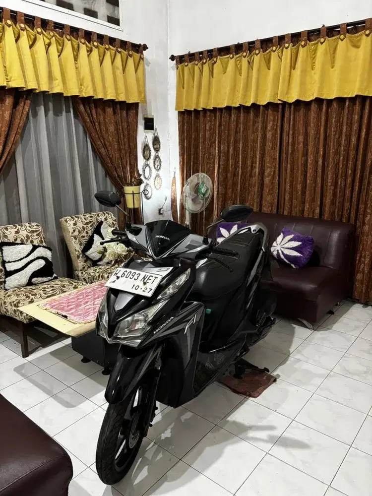 BU Vario Techeno 125 CBS ISTIMEWA TERAWAT