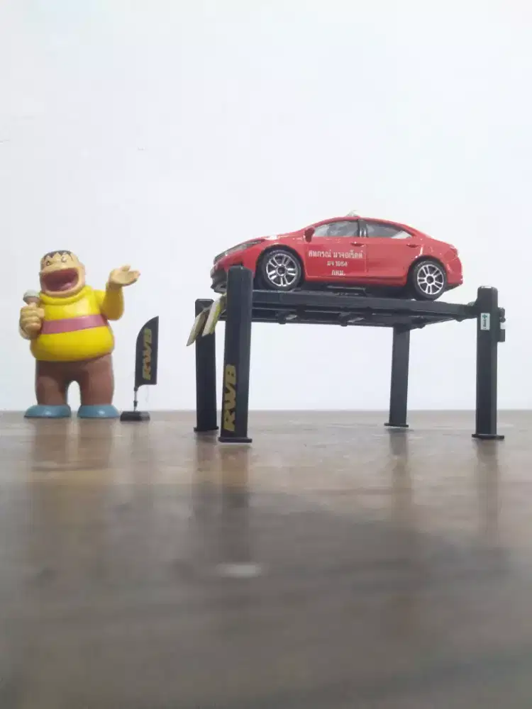 Majorette Loose - Toyota Alteeza Taxi