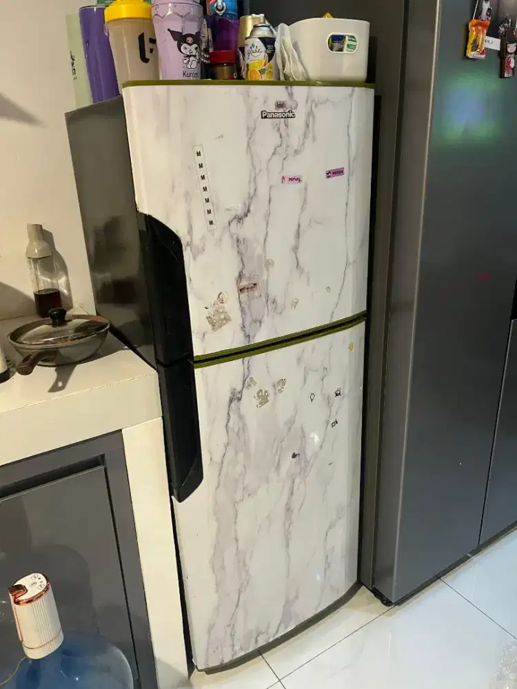 JUAL CEPAT Kulkas Panasonic!