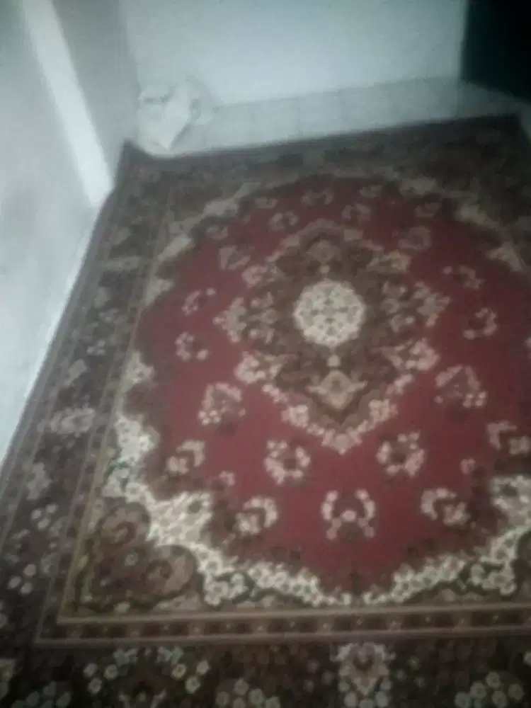 Karpet tikar panjang