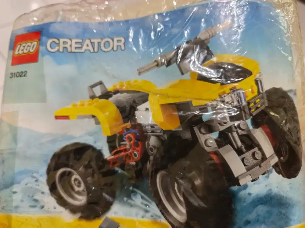 LEGO Creator 3-in-1 Turbo Quad (set 31022). 