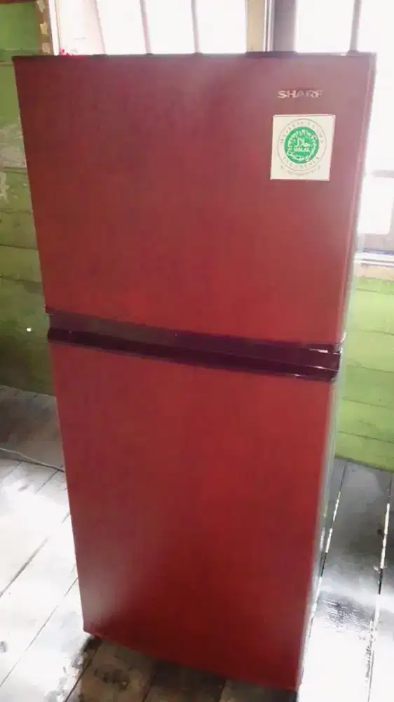 Kulkas 2pintu Sharp siap pakai,no minus.