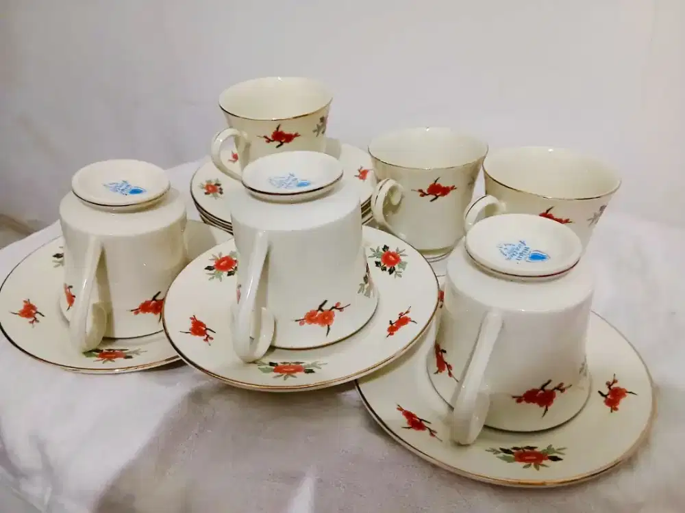 Cangkir set keramik made in China