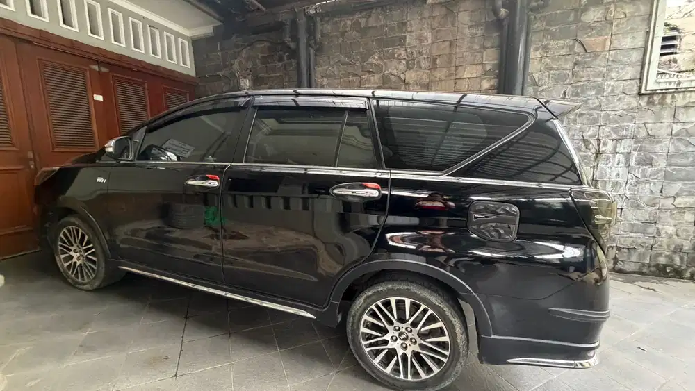 Toyota Kijang Innova 2016 Bensin type Q