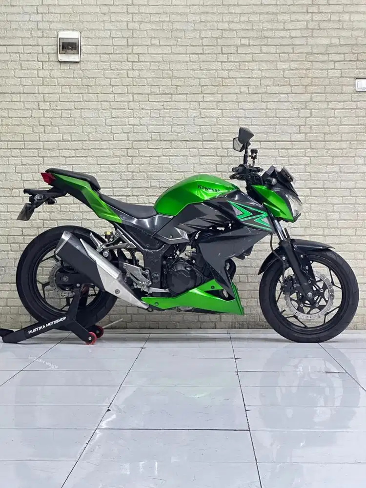 Warna Favorit‼️Kawasaki Z250 / Z 250 2016 Surat Baru - Zaky Mustika