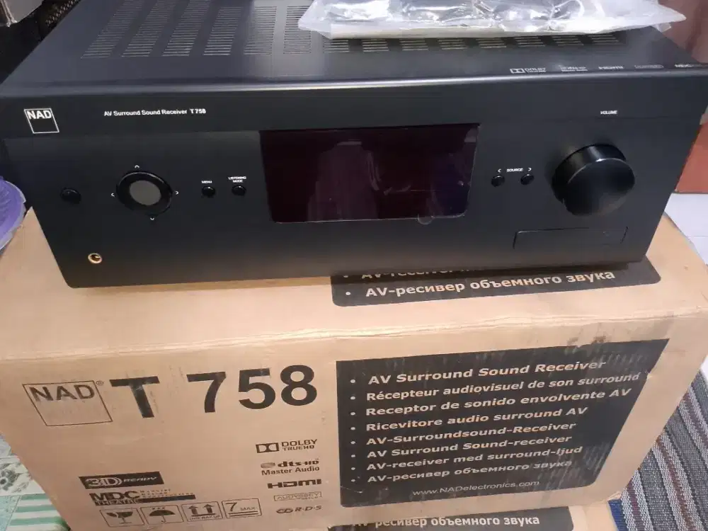 Receiver Home Theater NAD T758