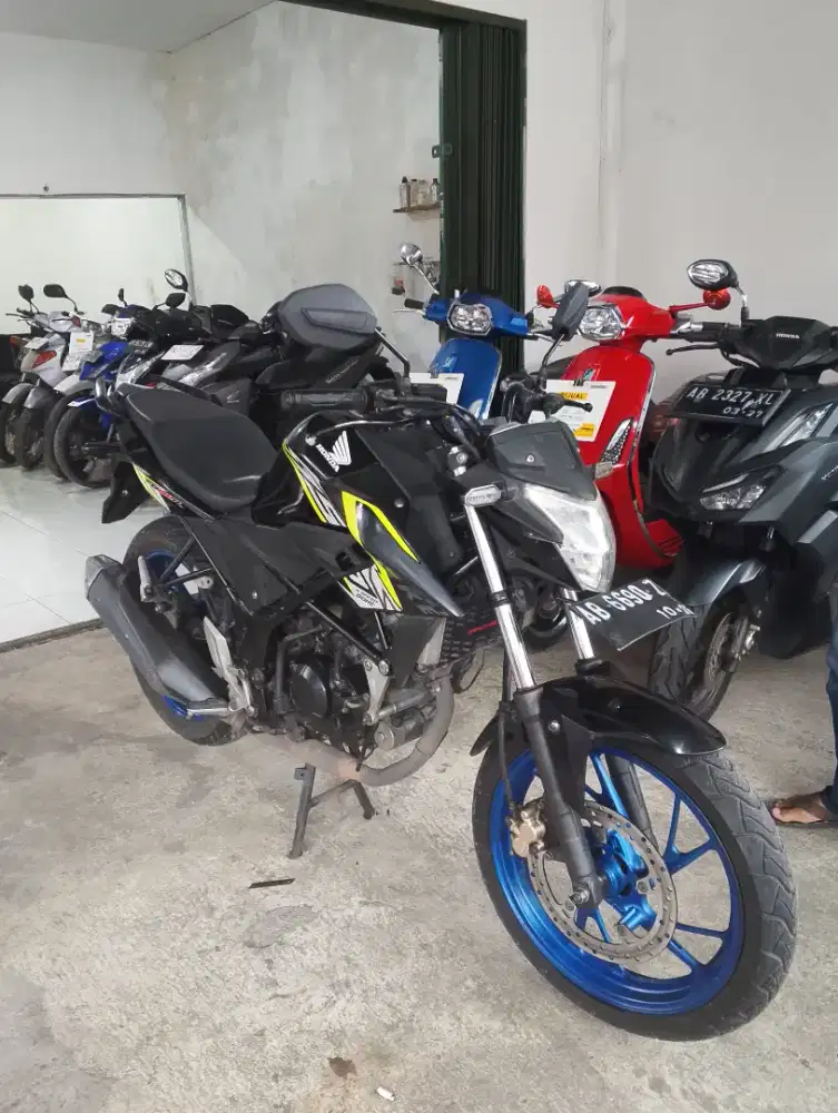 CB 150R LED tahun 2016 asli AB