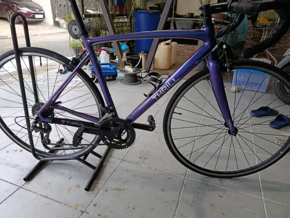 Sepeda roadbike Thrill enthral 3.0