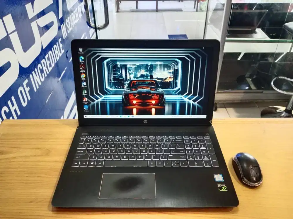 DIJUAL LAPTOP HP PAVILION 15-CB092TX CORE i7 RAM 16GB SSD 256GB NVIDIA