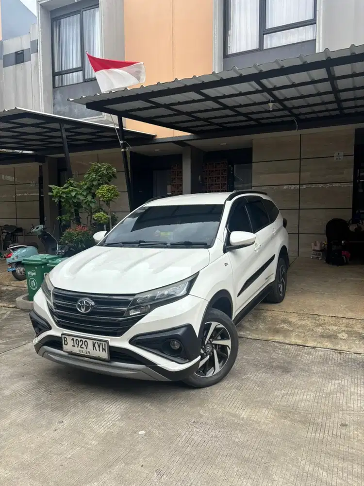 Toyota Rush 2018 Bensin