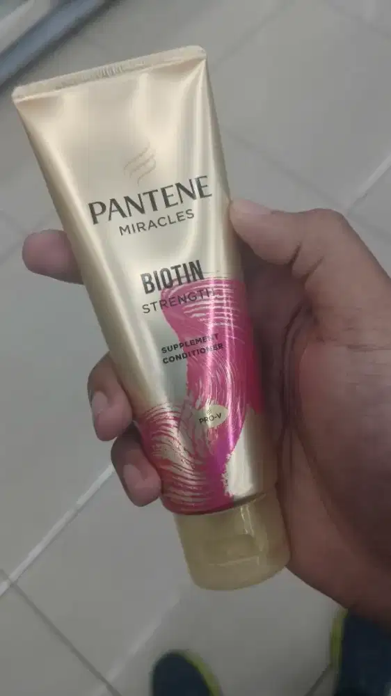 GRATIS! PANTENE BIOTIN STRENGTH